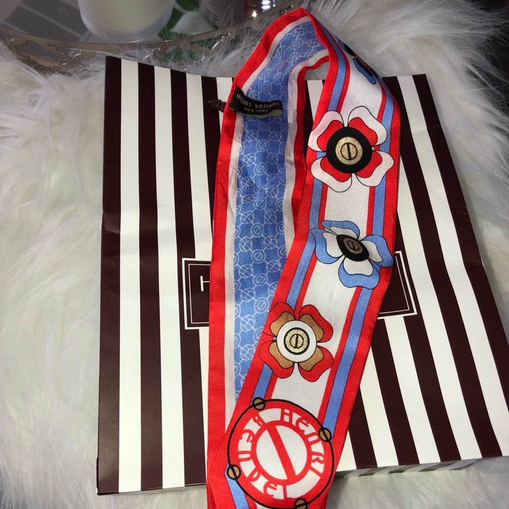 Henri bendel Mini bag scarf
